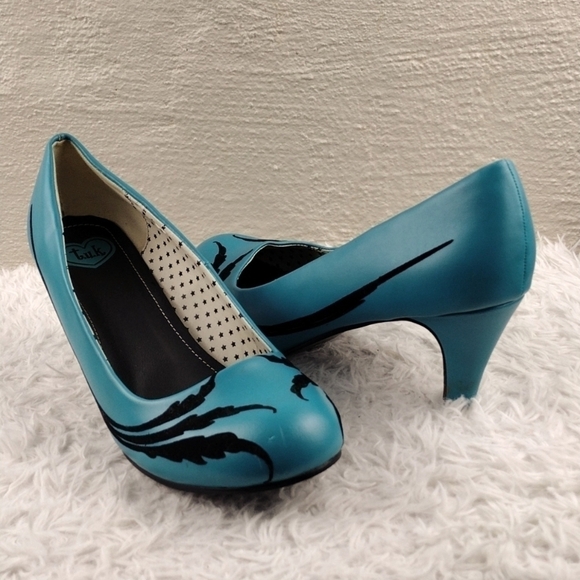 t.u.k Teal Leather Black Floral Velvet Detail Round Toe Slip On Shoe Pump Shoe - Picture 1 of 16